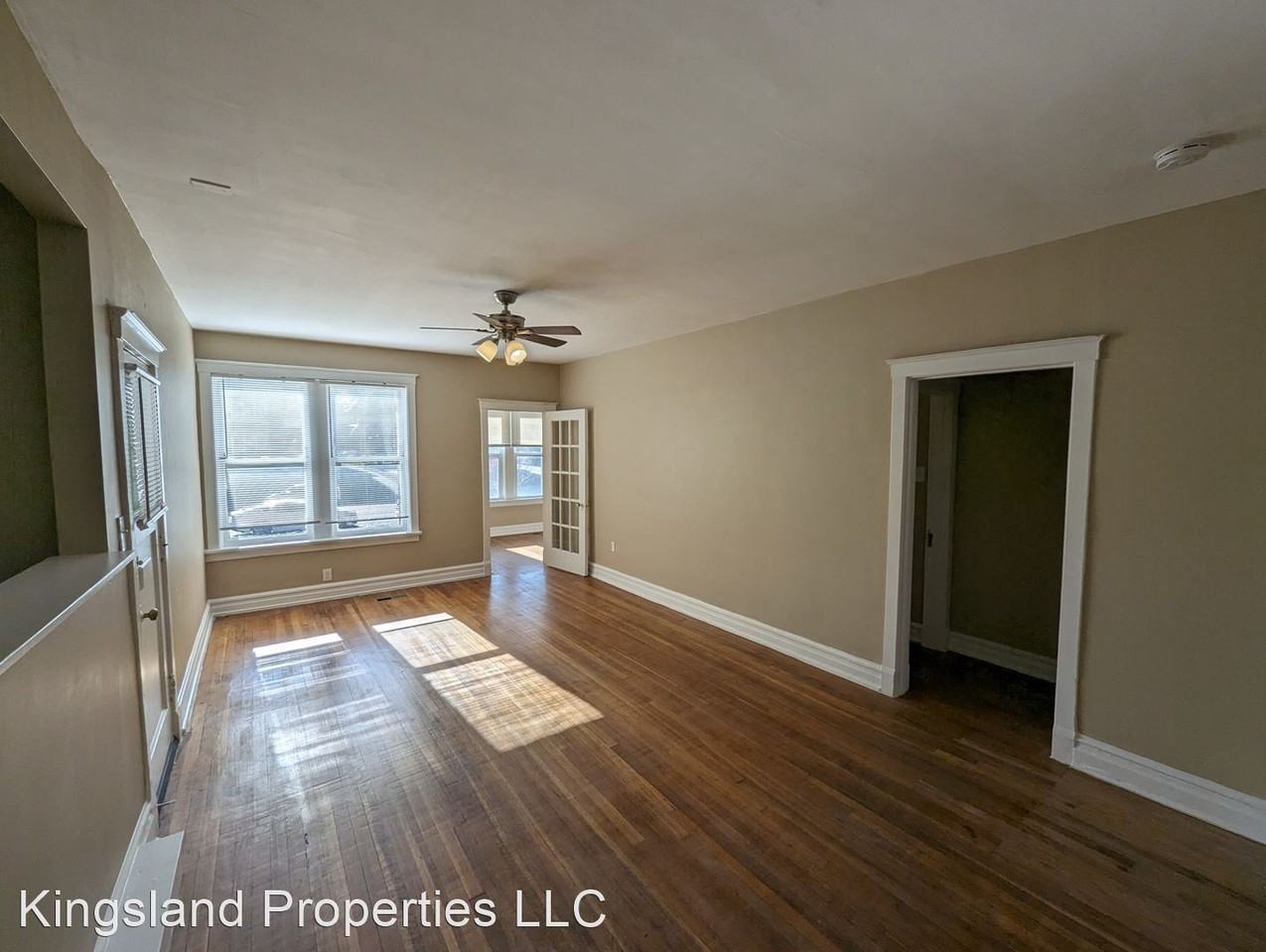 5137 Waterman - Photo 2 of 38