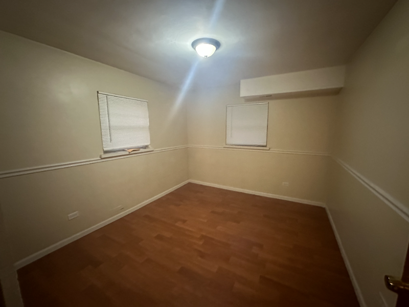 1302 Jackson St #2S - Photo 2 of 6