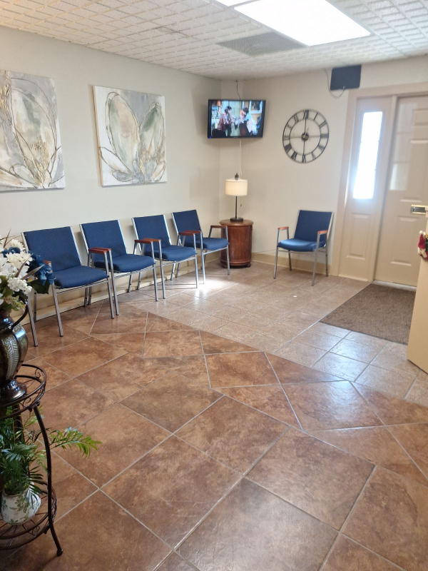 1820 Memorial Dr #101 - Photo 3 of 4