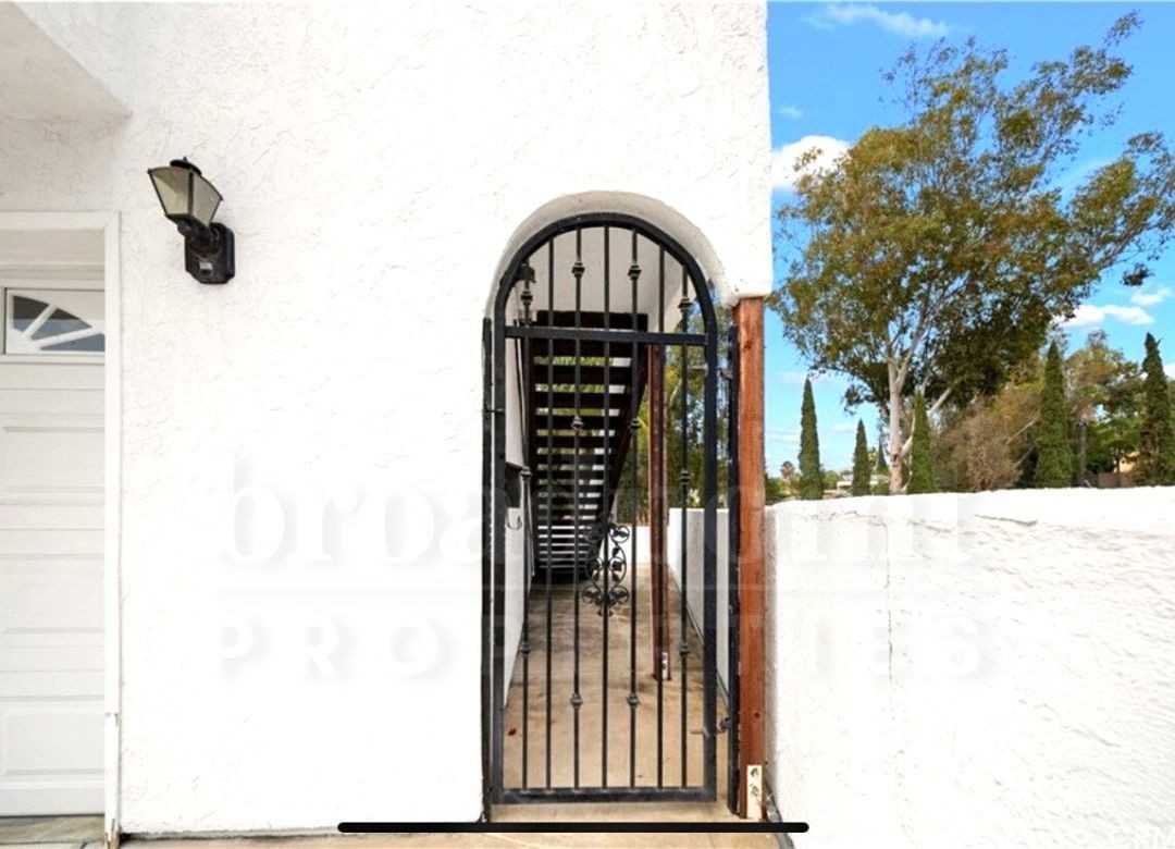 1604 1604 Montgomery DriveUnit A #A - Photo 3 of 10