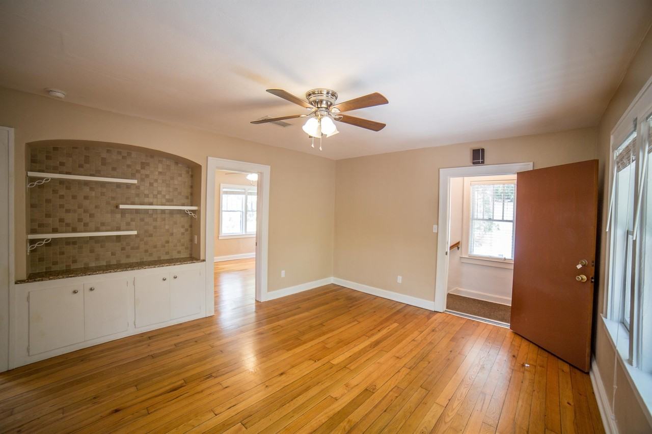 1017 Southwest 2nd Place #1 - Photo 6 of 16