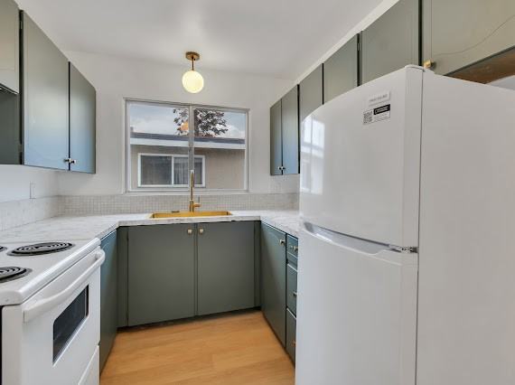 1478 - 1478 Nation Crescent - 1478 #1478 - Photo 3 of 9