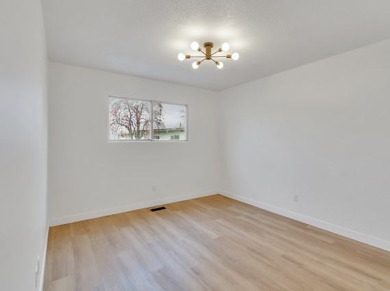 1478 - 1478 Nation Crescent - 1478 #1478 - Photo 5 of 9