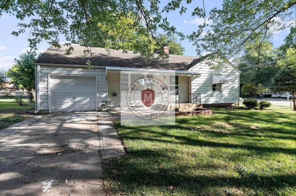 400 W 86th St - Photo 3 of 21