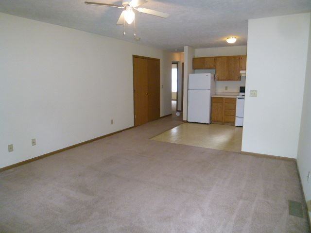 524 S 5th St Apartments in Farrington's Grove, Terre Haute, IN 47807