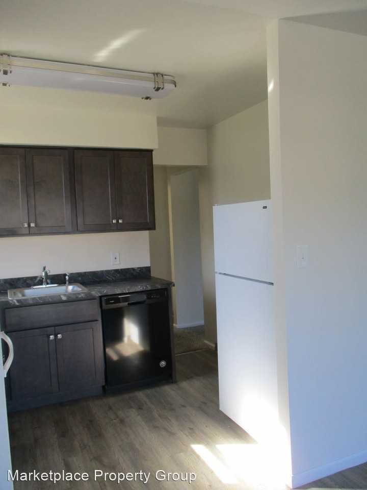 Pine Grove Circle, Liberty Lane, & Spruce Street - Photo 2 of 10