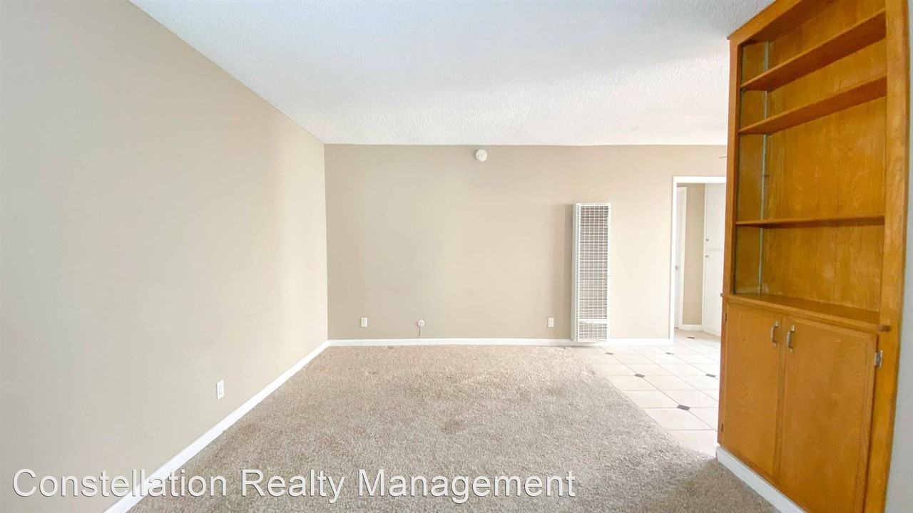 3740 Pershing Ave - Photo 3 of 17