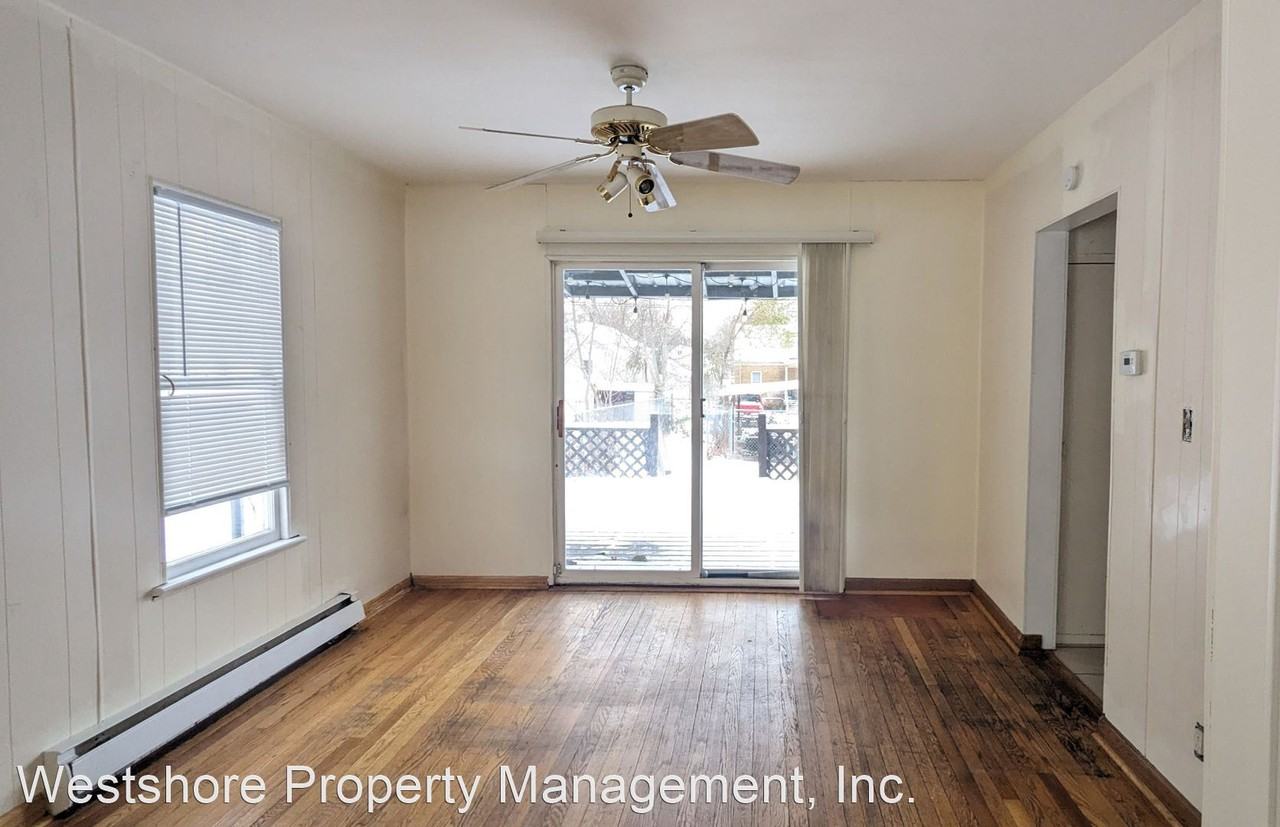 974 W Larch Ave - Photo 3 of 11
