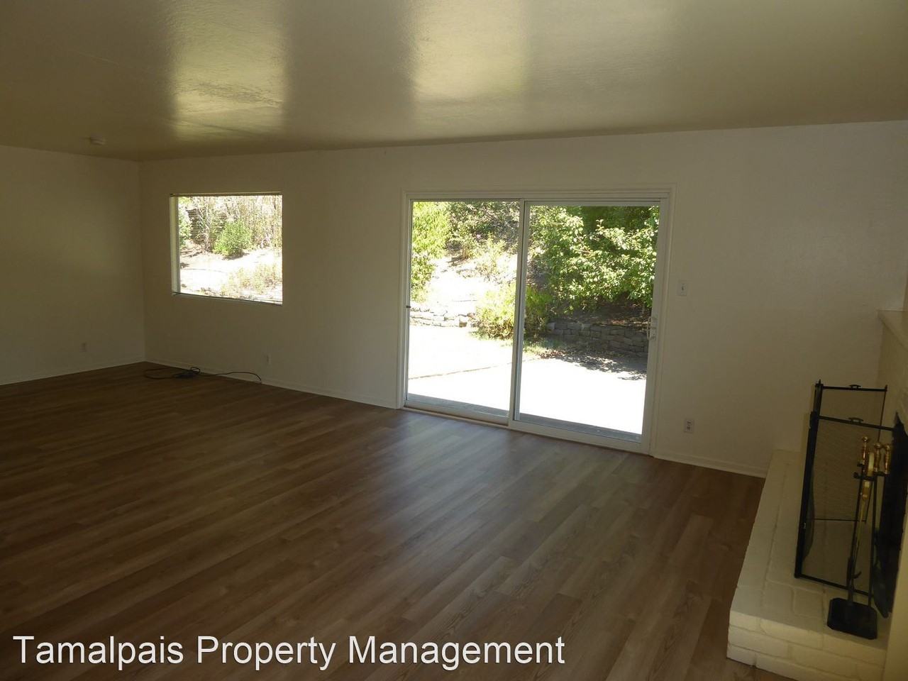 338 Keystone Ct - Photo 3 of 16