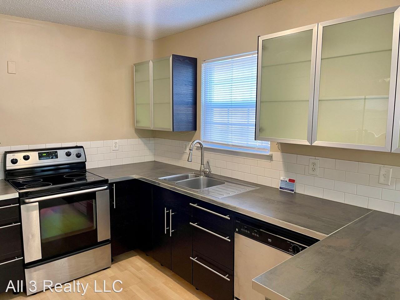 118 Prity Ct - Photo 3 of 18