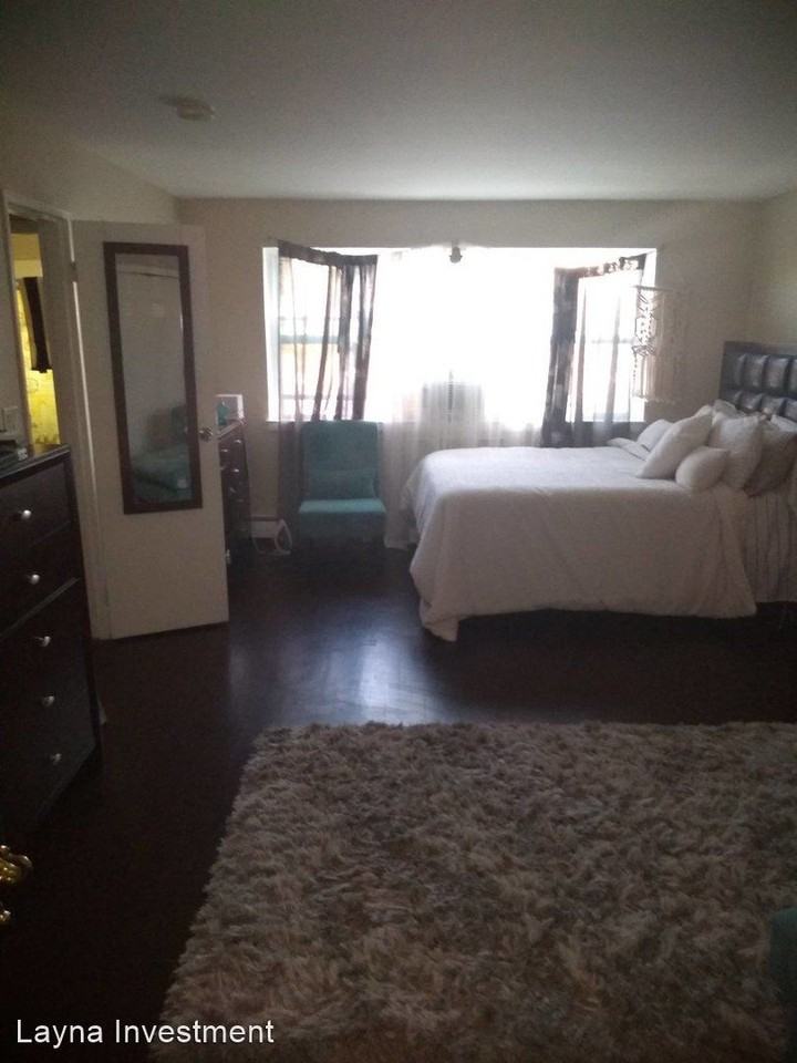 448 / 458 Lincoln Ave - Photo 2 of 3