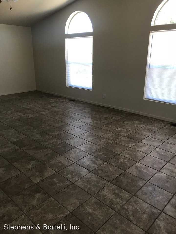 1148 Lundy Rd - Photo 2 of 4