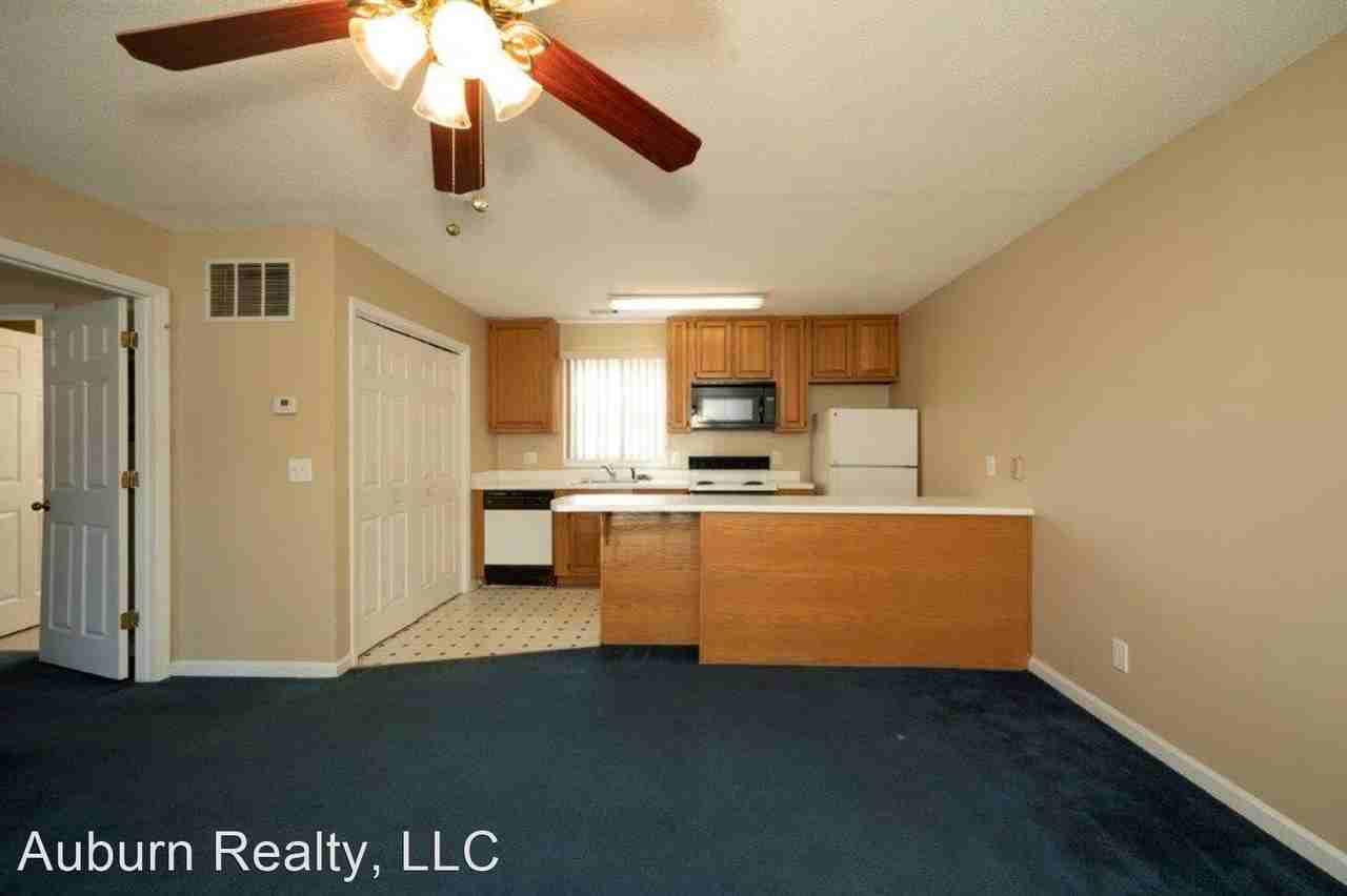 Courtyard Condos 528 Genelda Ave. - Photo 3 of 3