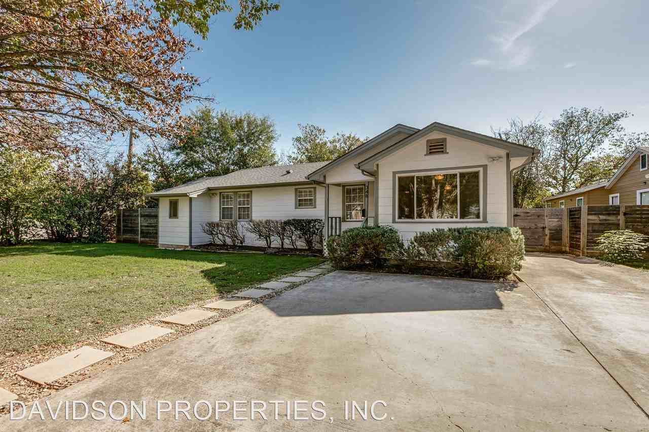 348 Redwood St - Photo 2 of 22