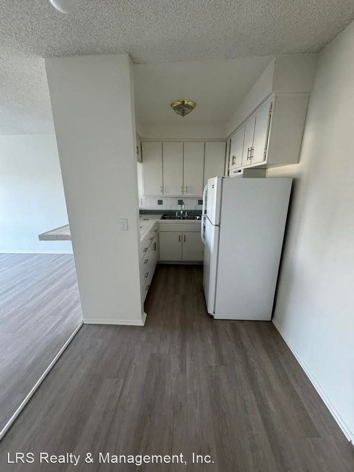 10405 Irene Street - Photo 3 of 12