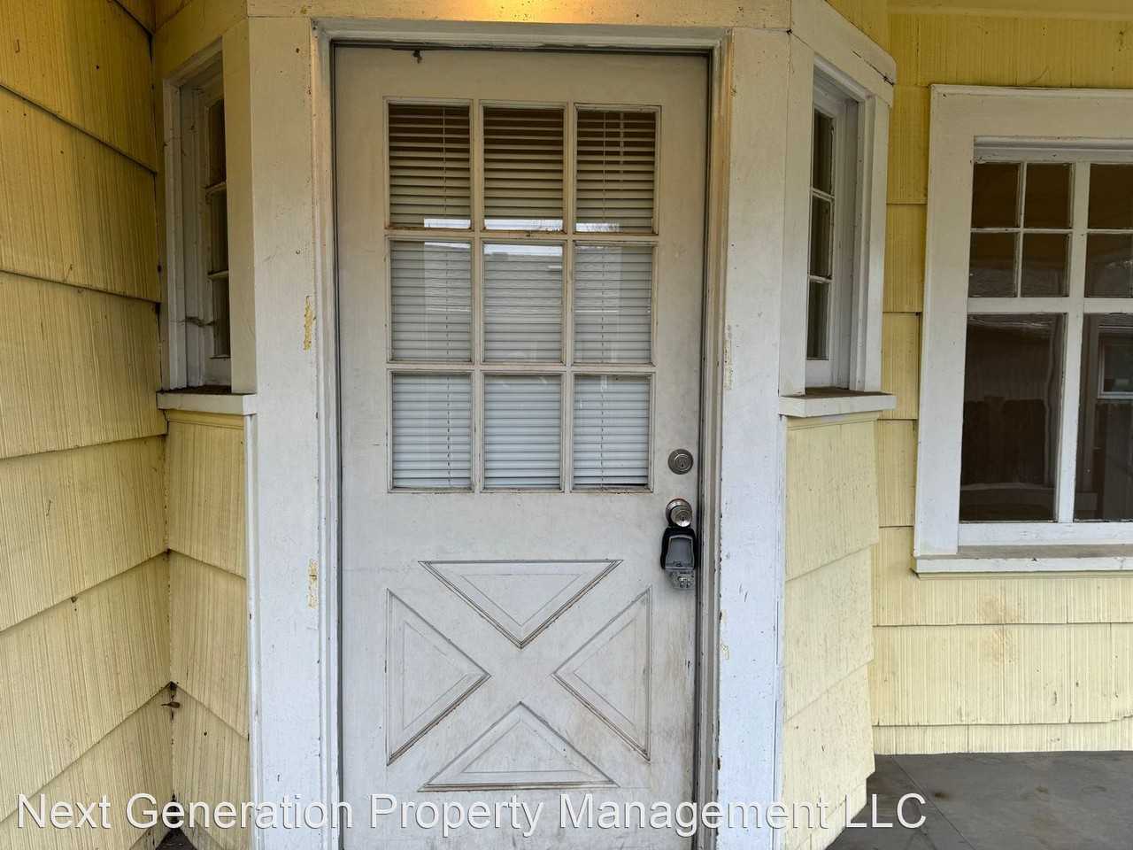 1217 River Rd - Photo 3 of 47