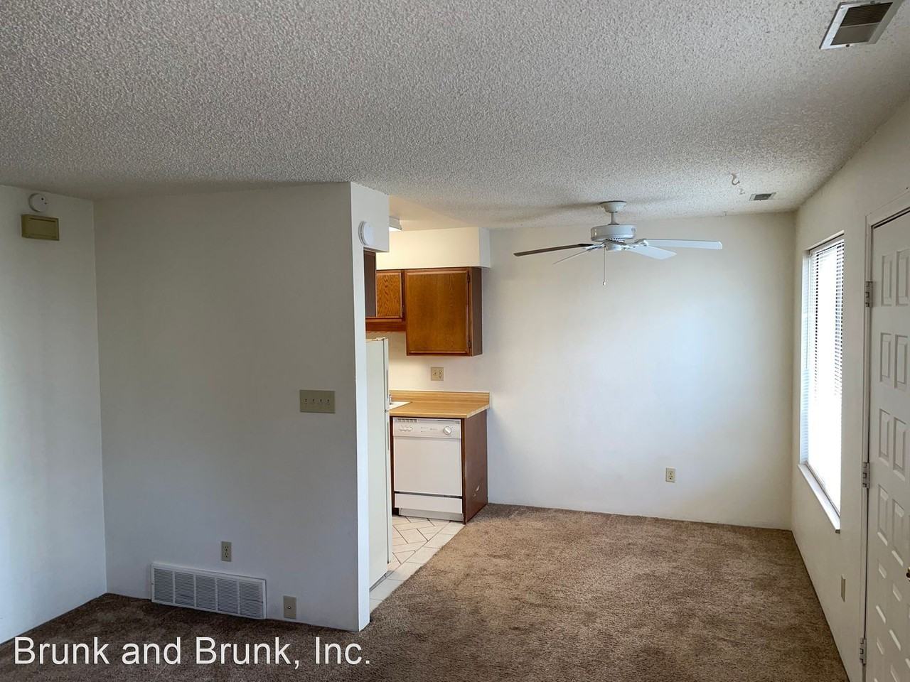 2818 Hearthwood Ln - Photo 3 of 15