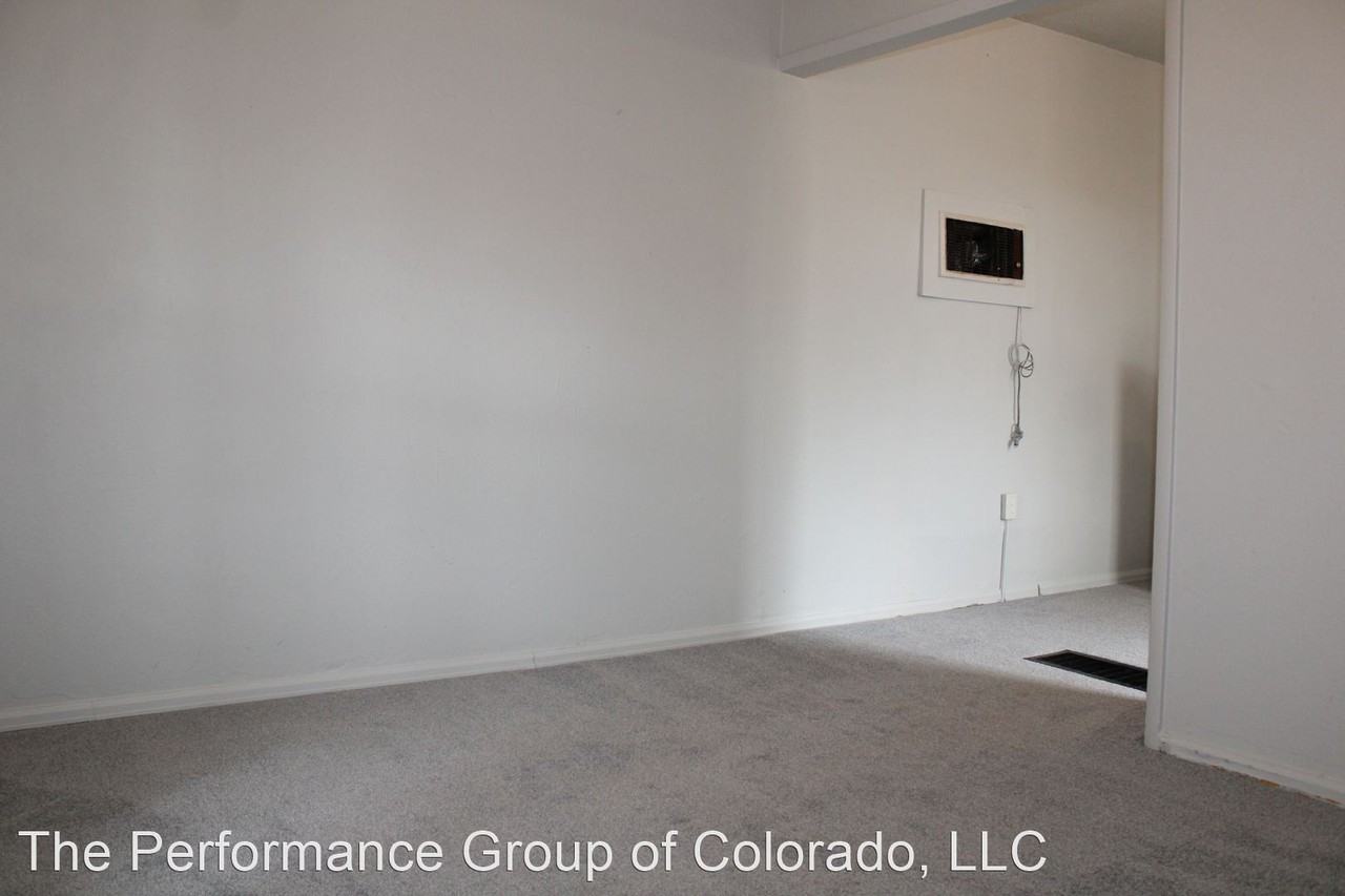315 E City Center Dr - Photo 2 of 15