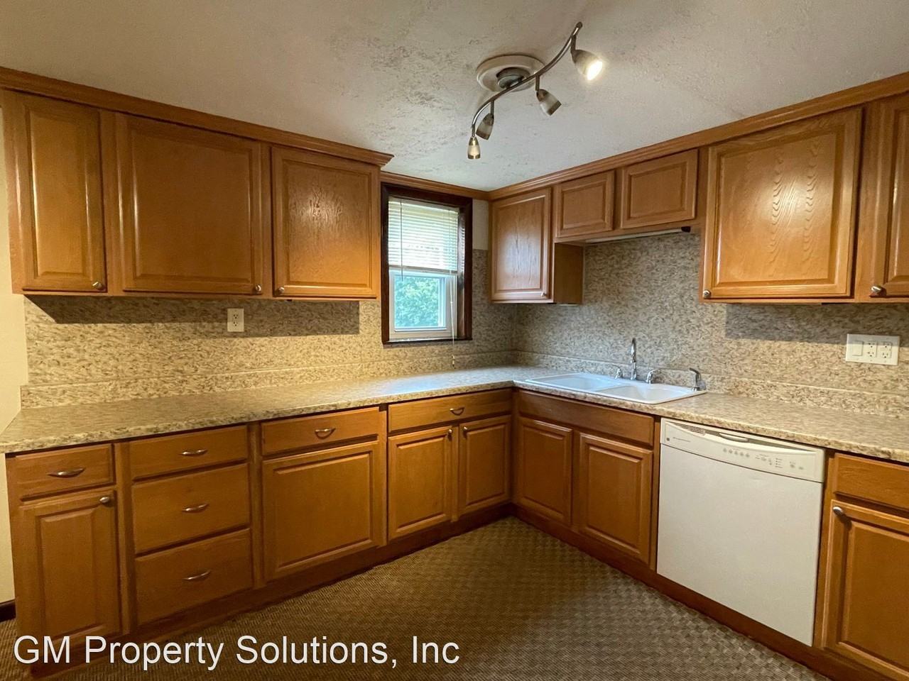 3630 Colebrook Rd - Photo 2 of 27