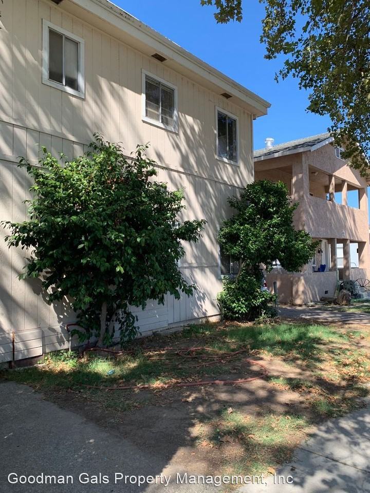 616 G St units A - D - Photo 2 of 8