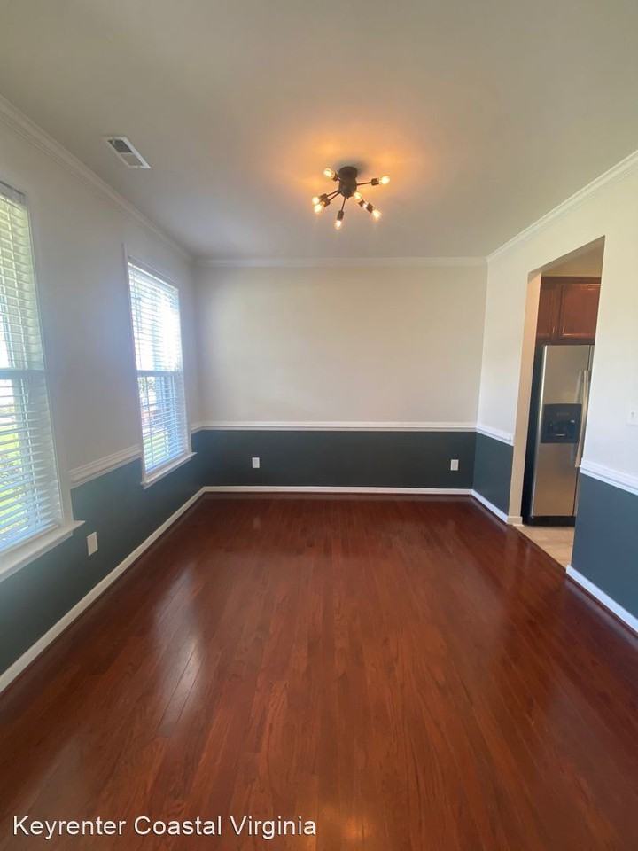 317 Queen Ct - Photo 3 of 22