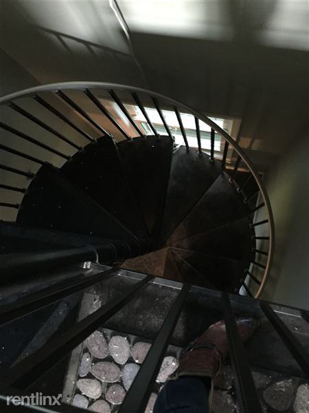 4453 Spinnaker Ln - Photo 3 of 5