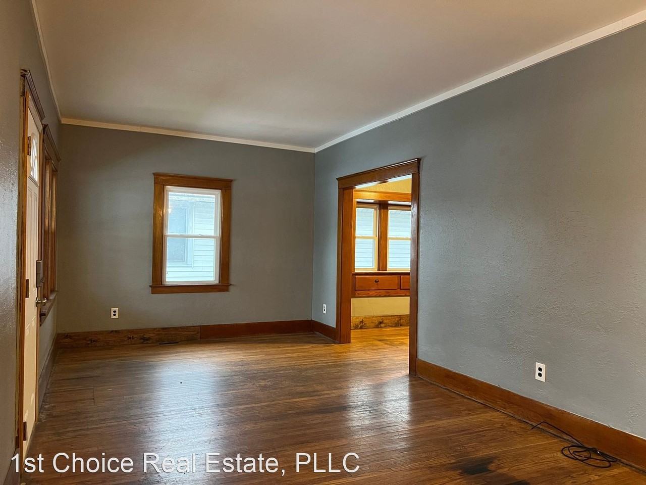 1224 Walsh St - Photo 2 of 21