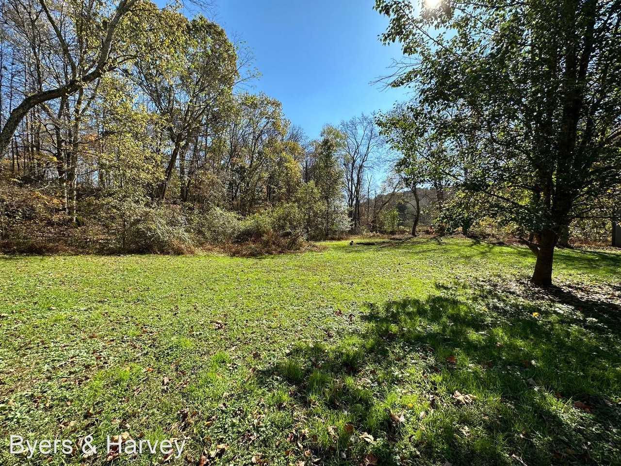 3435 Floyd Cir - Photo 3 of 4