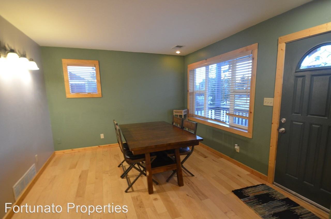 801 Crawford Ln - Photo 2 of 30