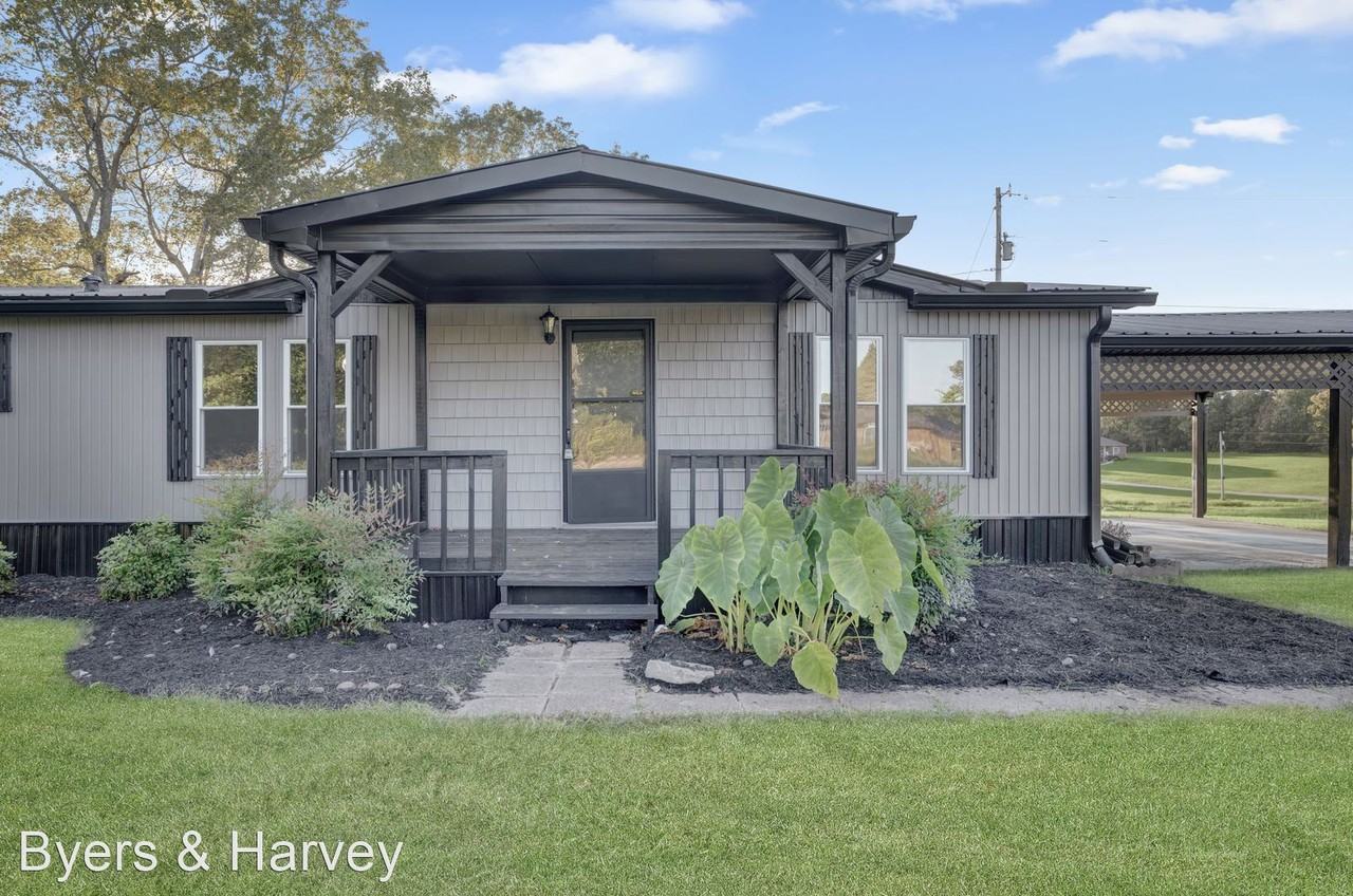 4746 Fredonia Rd - Photo 2 of 25