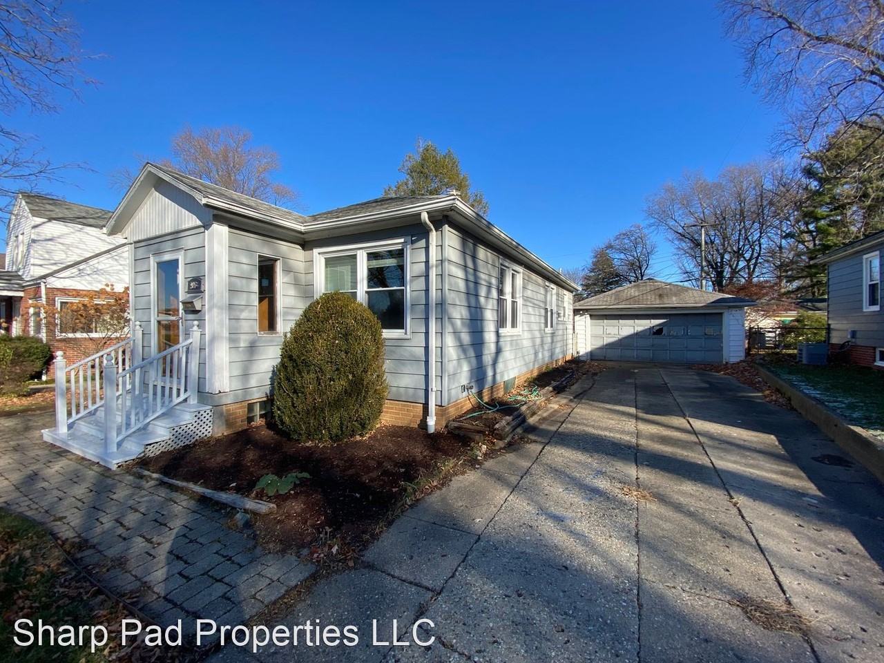 906 S New St - Photo 3 of 31