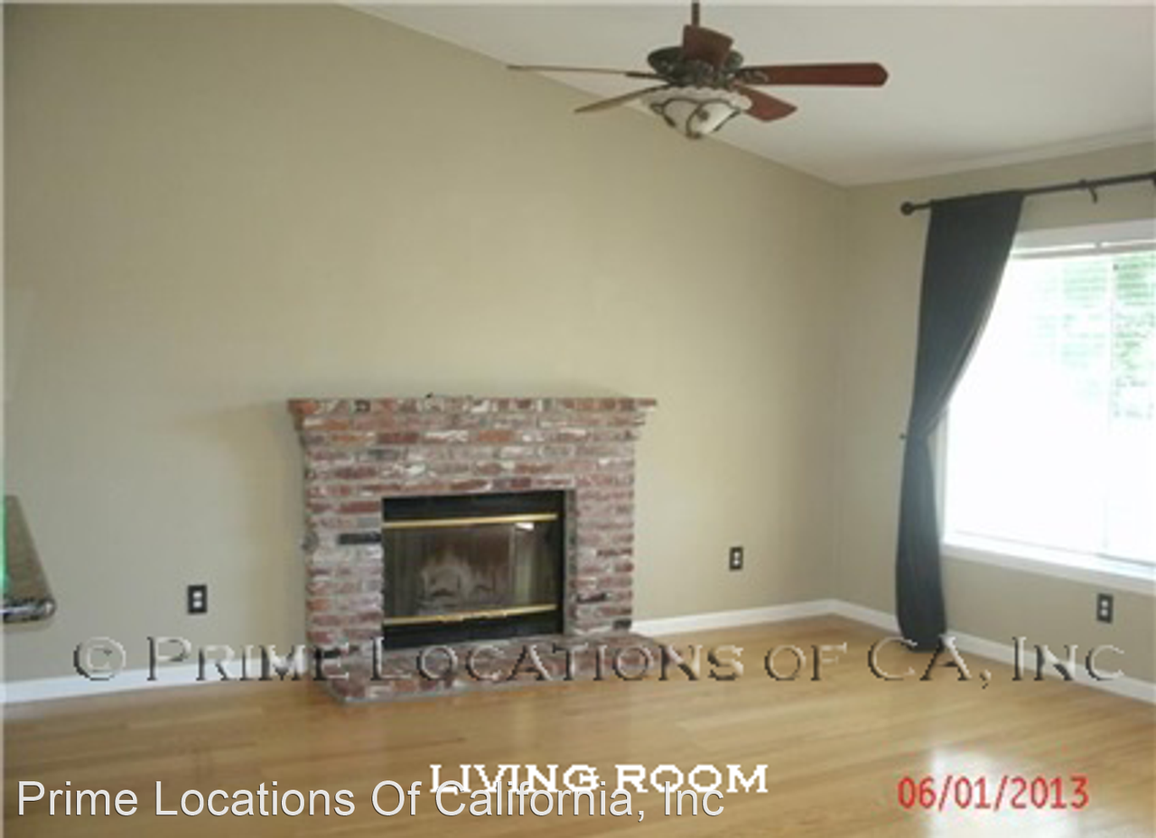 606 Chilcott Ct - Photo 2 of 7