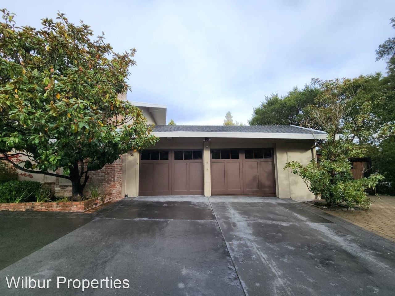 34 Roberts Way - Photo 2 of 50