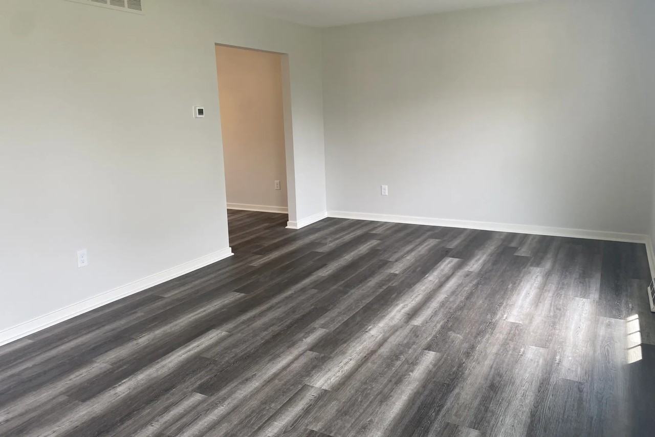 5238 Farm Pond Ln - Photo 2 of 22