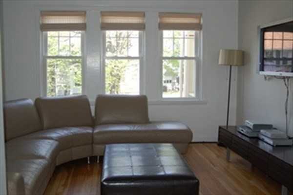 7 Lorraine St #1 - Photo 2 of 15
