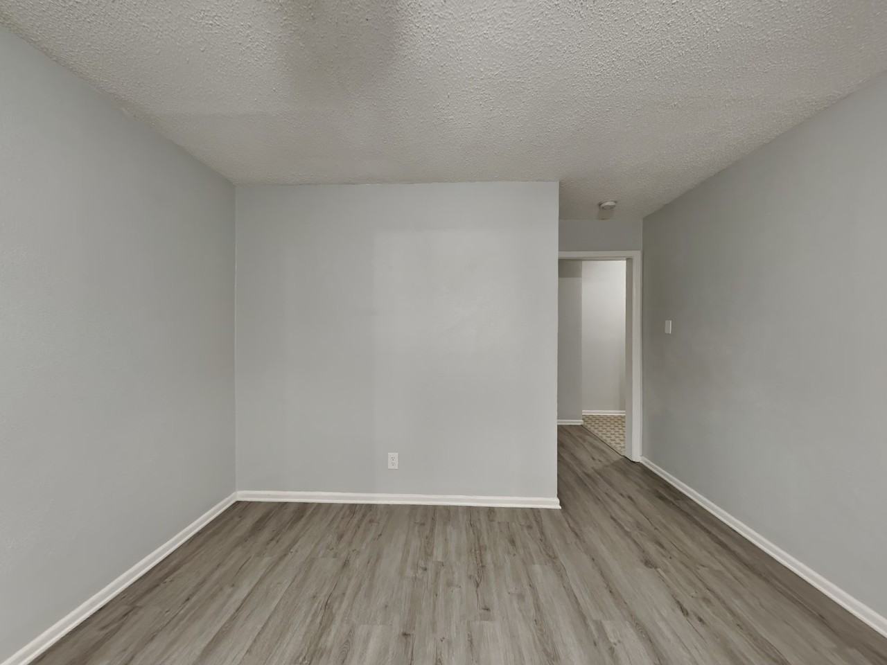 3429 Falcon Dr - Photo 3 of 19