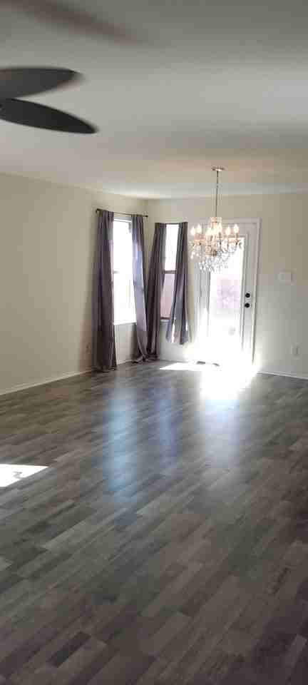 176 Housefinch Loop - Photo 7 of 13