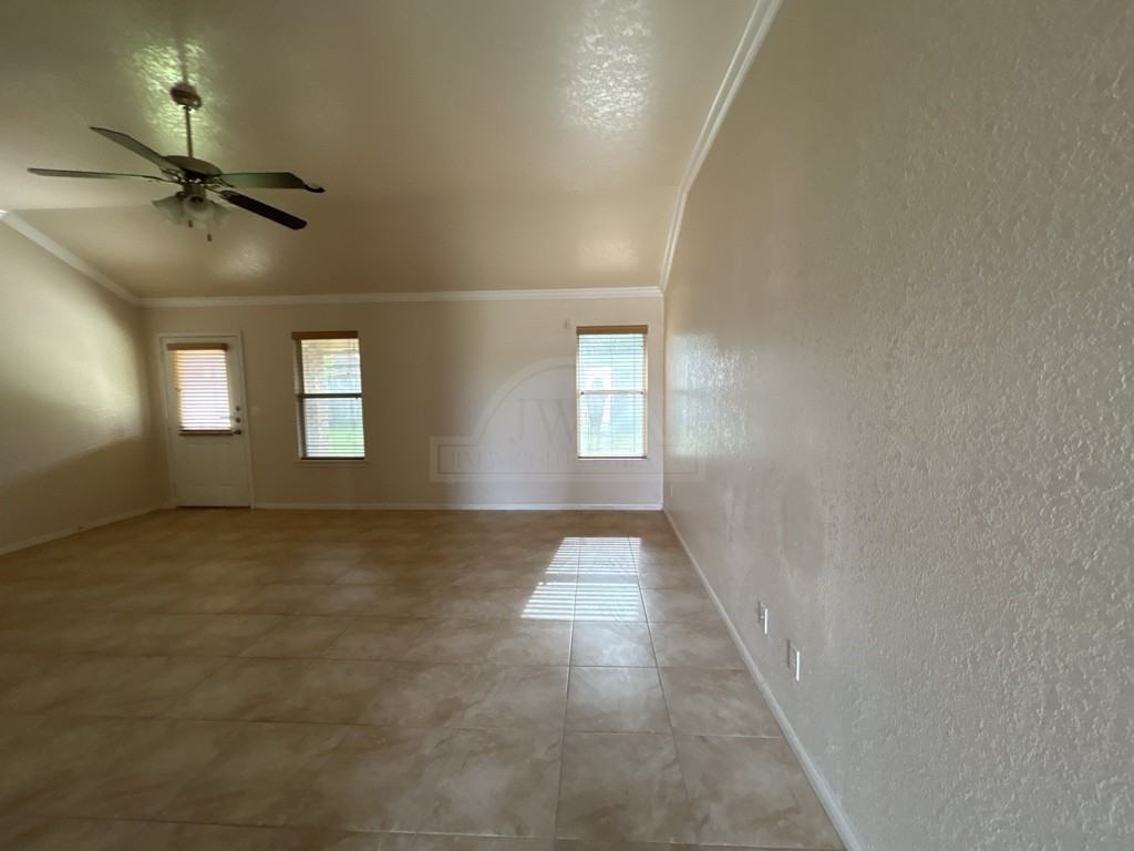 710 Aries Ave - Photo 2 of 16