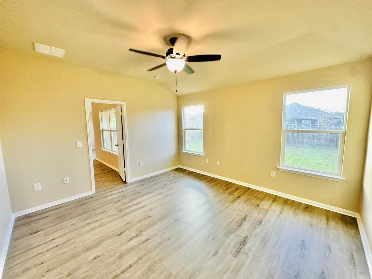 704 Silver Wing Dr #1 - Photo 7 of 17