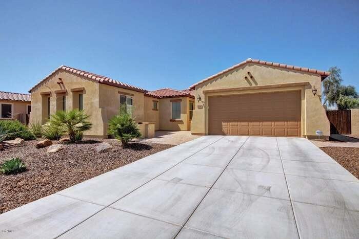 19340 W Pasadena Ave - Photo 3 of 35