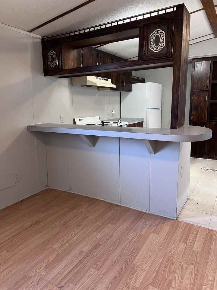 635 Reams Lane - Photo 3 of 16