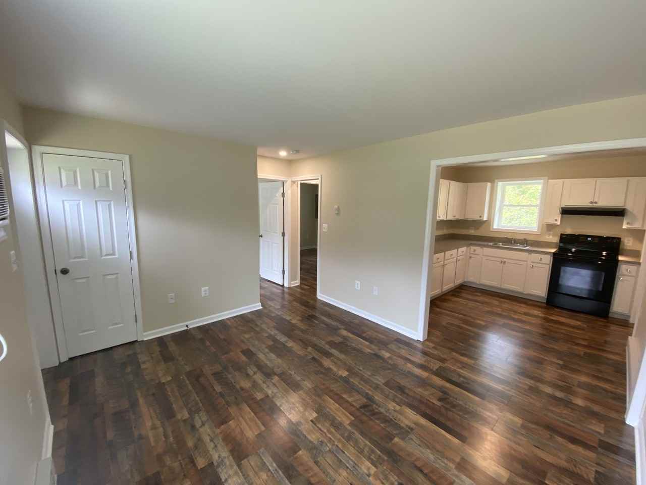 114 Loch Lane Drive #5 - Photo 2 of 13