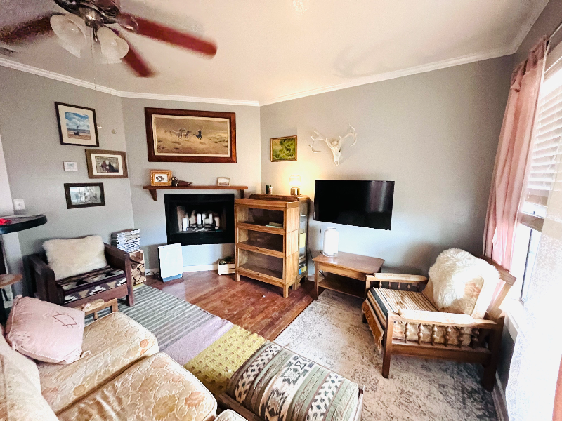 400 South 1st Street - Photo 5 of 17