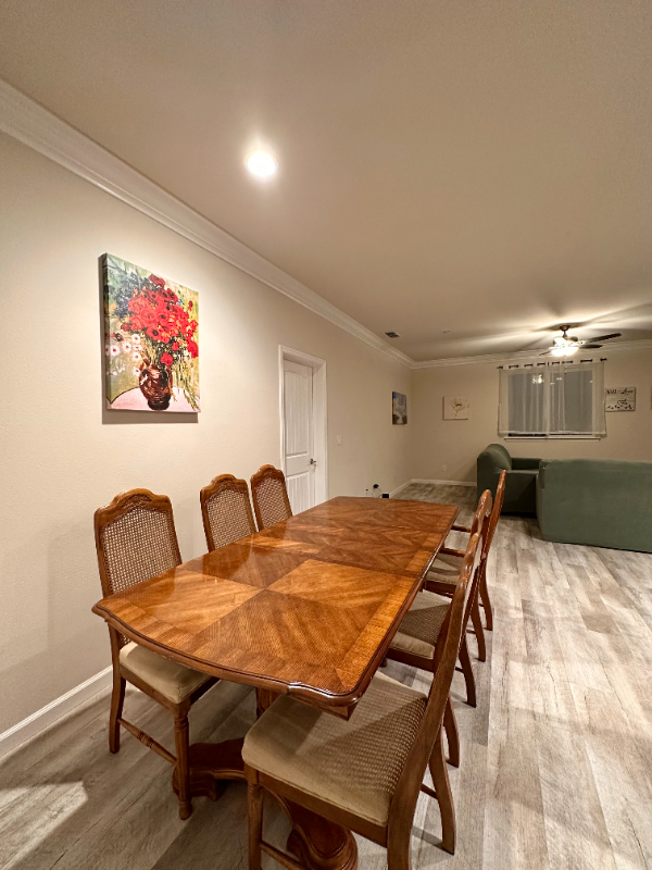 814 Mission De Oro Dr, Redding, CA 96003 1 Bedroom House for 750/month