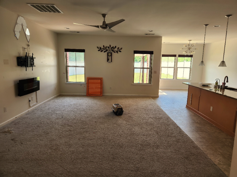 2041 Leeds Ln - Photo 6 of 39