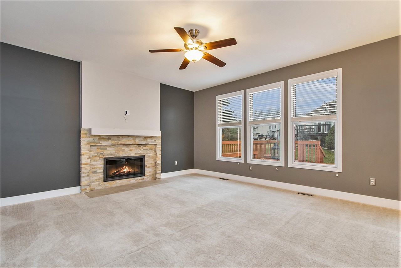 1257 Apple Creek Dr Se #1 - Photo 4 of 18