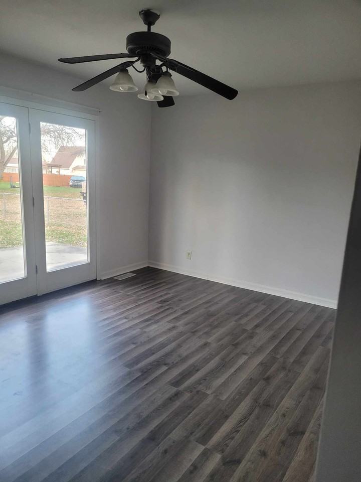 499 E 3rd St #NA - Photo 2 of 5