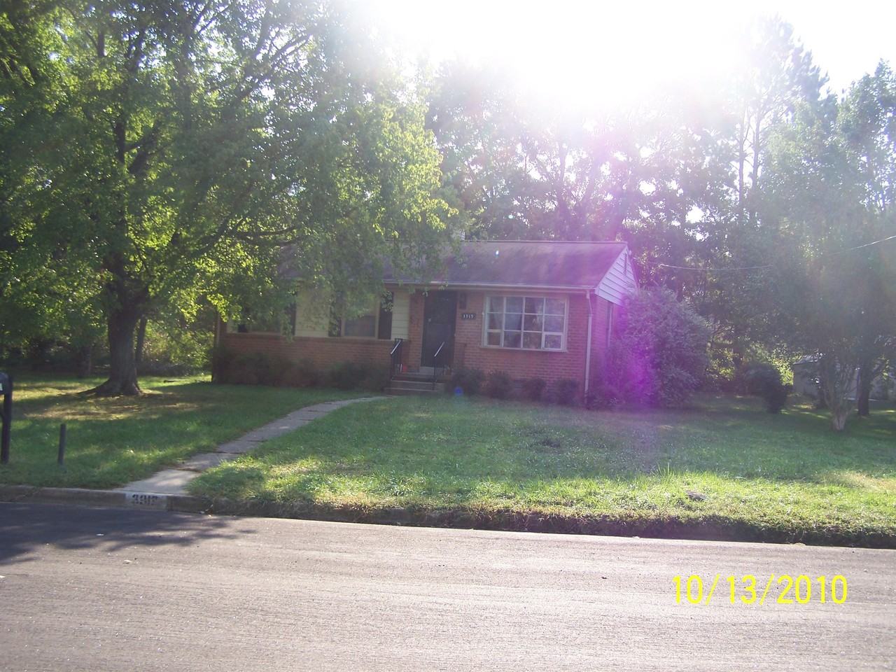 3919 Redstone Dr #1 - Photo 3 of 19