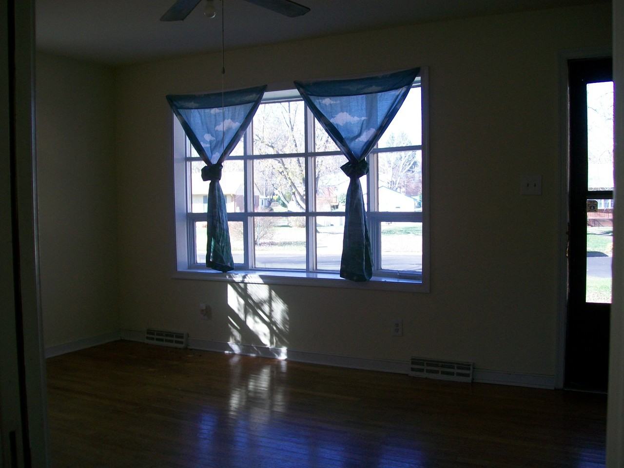 3919 Redstone Dr #1 - Photo 7 of 19