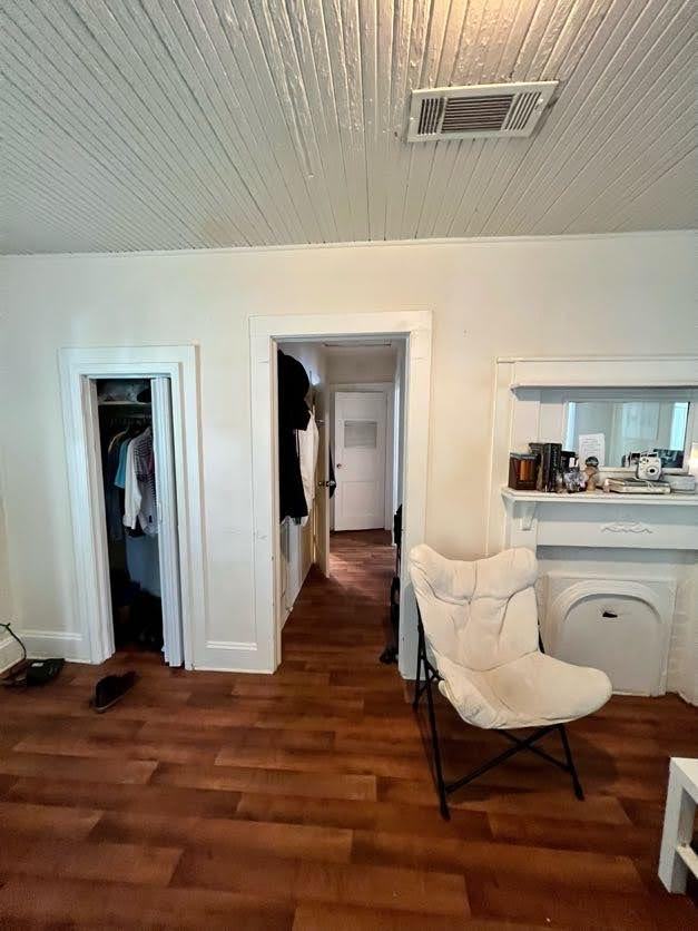 428 Richards St Nw #1 - Photo 3 of 23